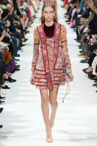 Look 45